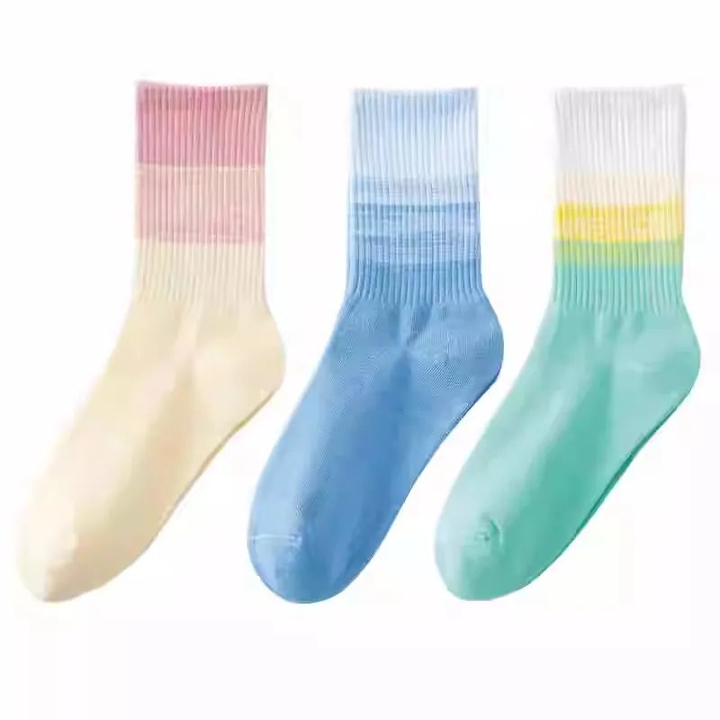Women's Gradient Colour Cotton Sports Socks – Harajuku Candy Colours Mid-Tube (3 Pairs)