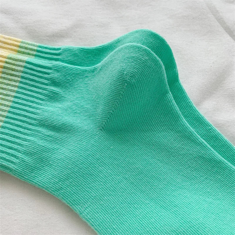 Women's Gradient Colour Cotton Sports Socks – Harajuku Candy Colours Mid-Tube (3 Pairs)
