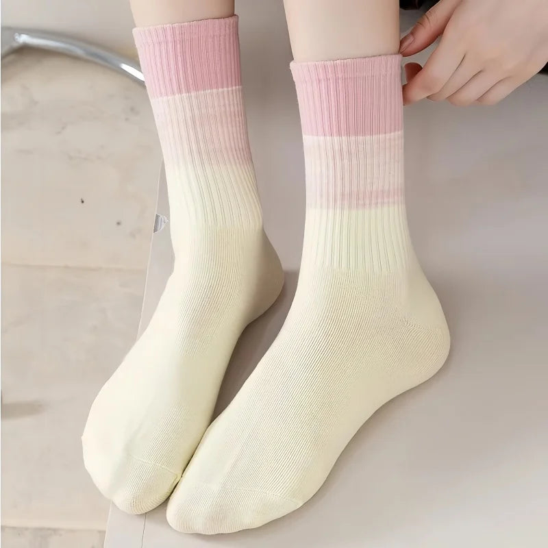Women's Gradient Colour Cotton Sports Socks – Harajuku Candy Colours Mid-Tube (3 Pairs)