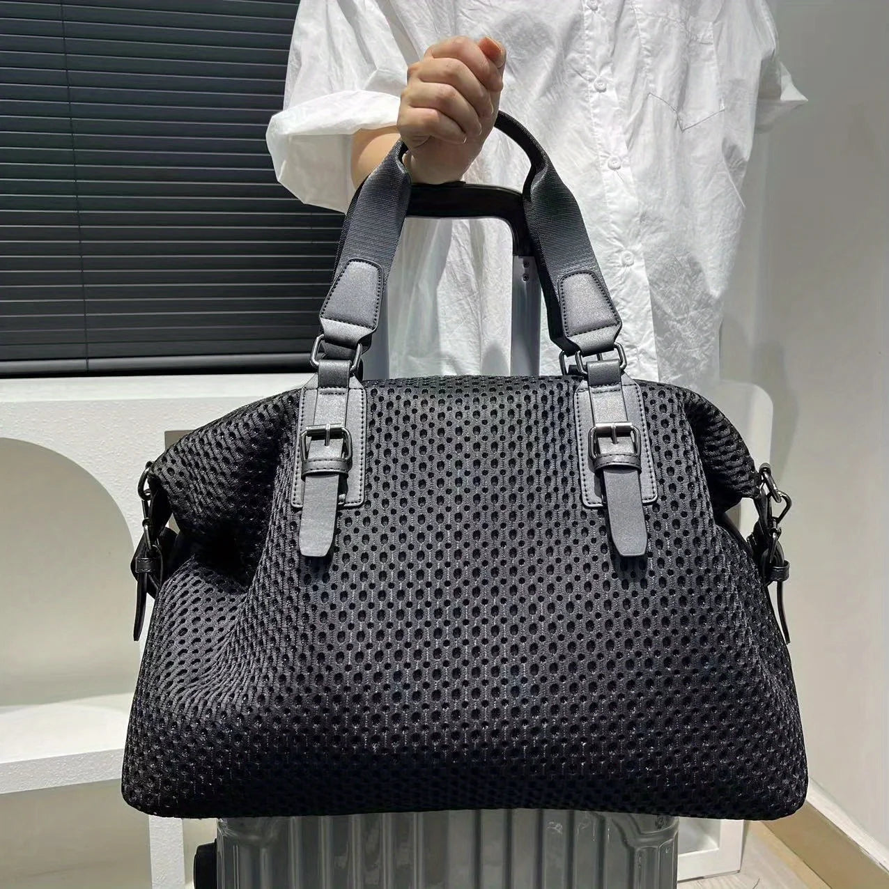 Women's Travel Bag – Lightweight Waterproof Nylon Mesh Shoulder Messenger Bag