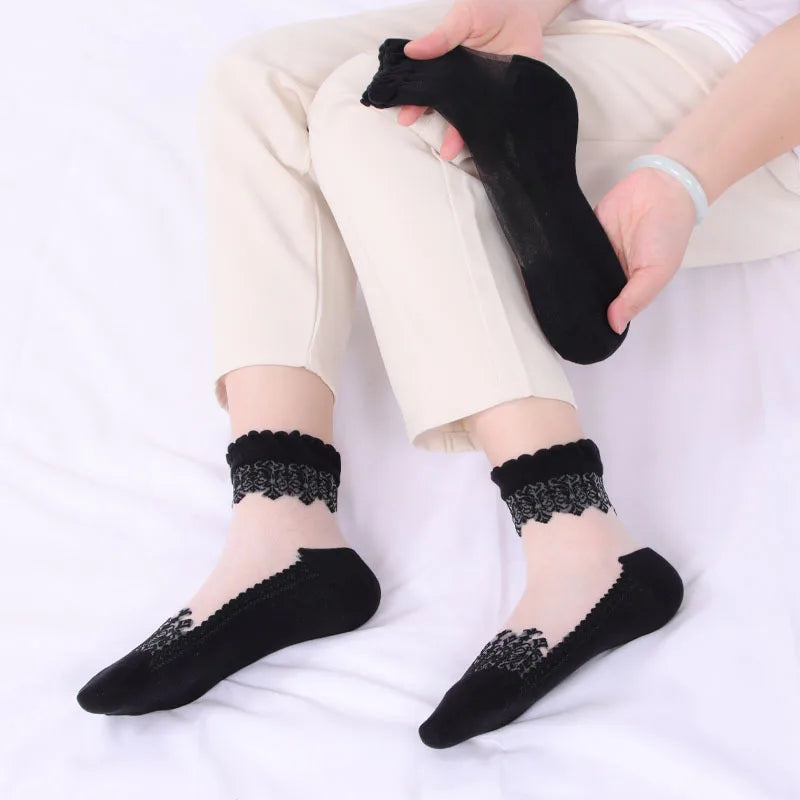 Women's Silk Velvet Lace Ankle Socks – Ultra-Thin Mesh Non-Slip Short Socks