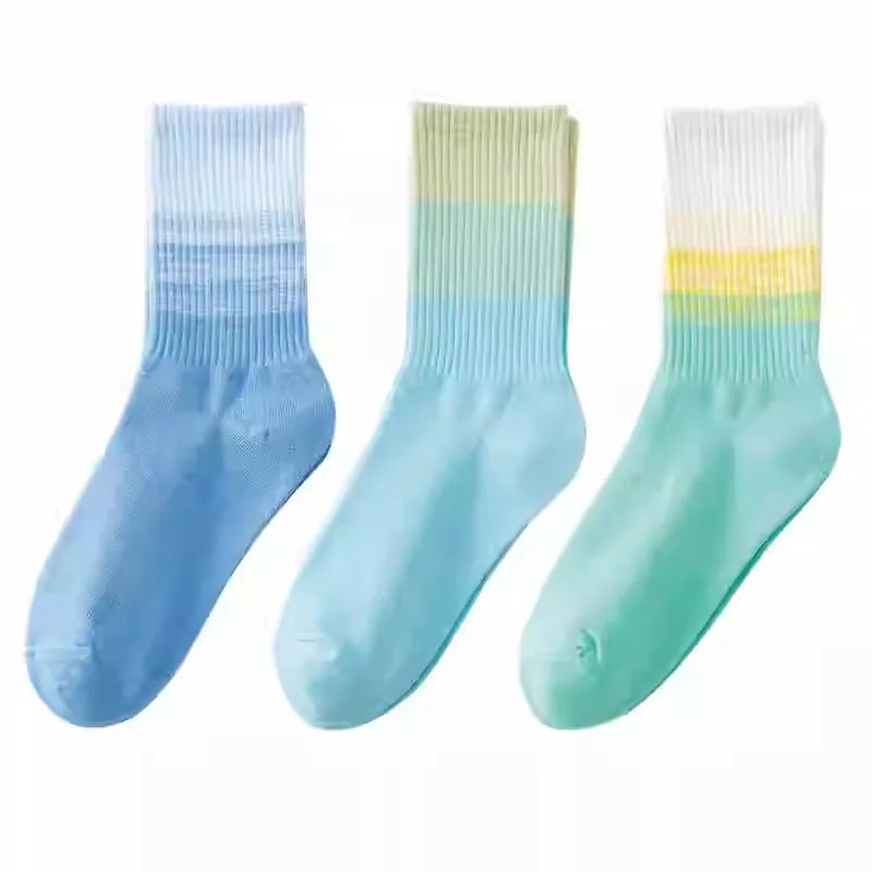 Women's Gradient Colour Cotton Sports Socks – Harajuku Candy Colours Mid-Tube (3 Pairs)